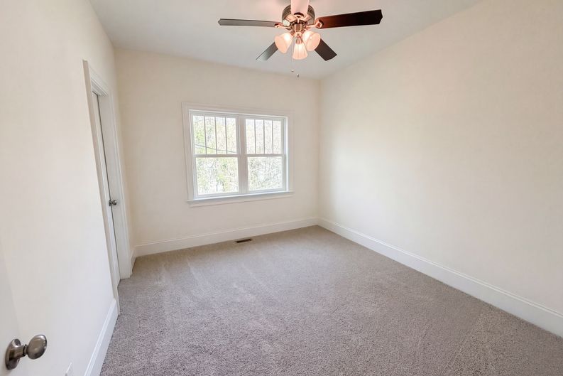 Photo 4 of 17 of 1007 Hazel St, Durham, NC
