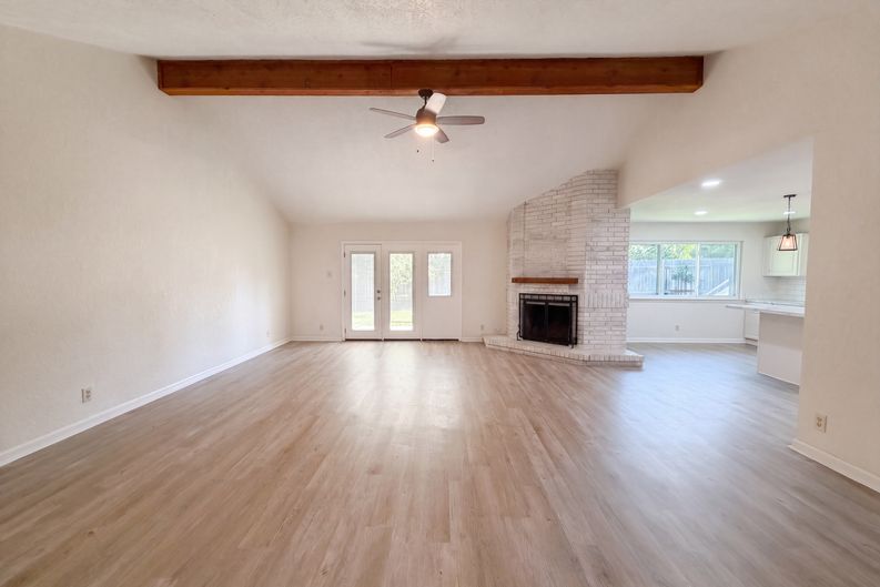 Photo 7 of 18 of 4107 Rock Ct, Temple, TX