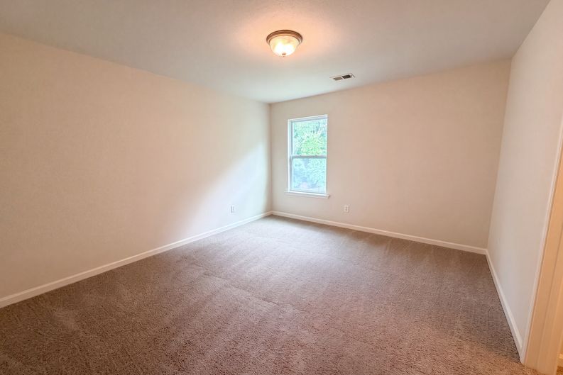 Photo 14 of 28 of 407 Westmoreland Rd, Columbia, SC