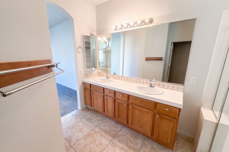 Photo 25 of 41 of 25852 W Lynne Ln, Buckeye, AZ