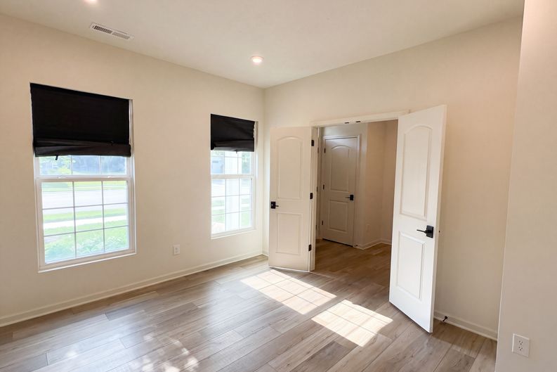 Photo 18 of 26 of 14549 Brecon Ln, Carmel, IN