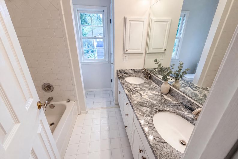 Photo 21 of 33 of 165 Fieldstone Edge, Alpharetta, GA