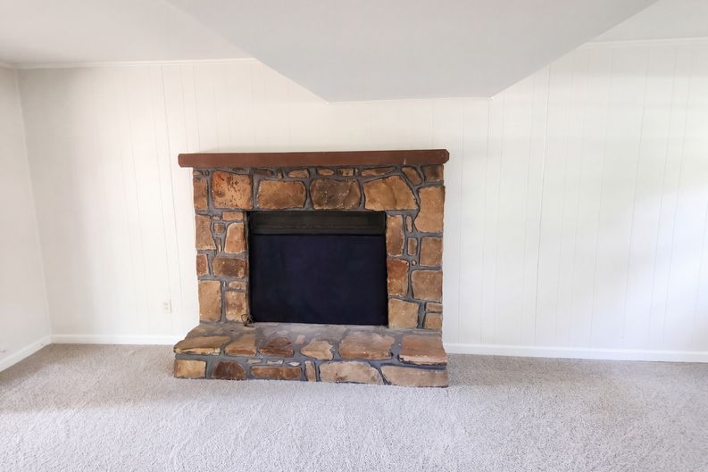 Photo 10 of 25 of 4226 Plantation Pl, Helena, AL