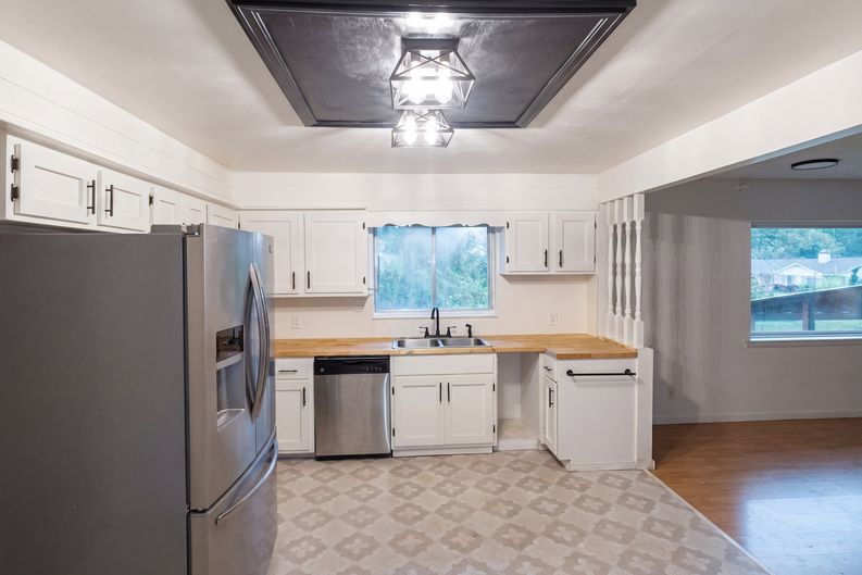 Photo 7 of 24 of 502 Bradley Ave, Bay Minette, AL