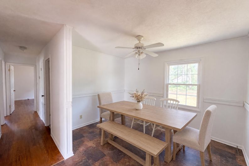 Photo 7 of 17 of 2806 E Cramer Dr, Fayetteville, NC