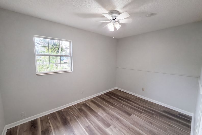 Photo 21 of 38 of 904 Spring Creek Dr, Ocoee, FL