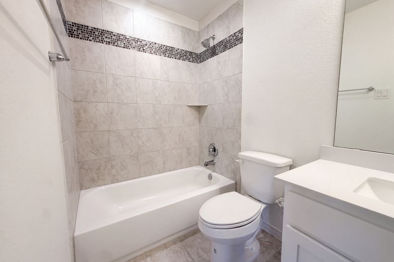Photo 16 of 24 of 4437 Shady Hill Ln, Pflugerville, TX