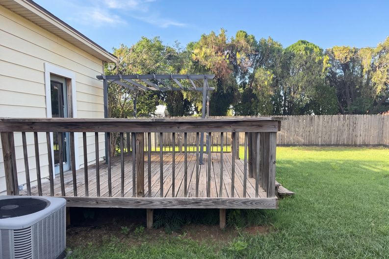 Photo 5 of 16 of 506 S Foley St, Seymour, TX