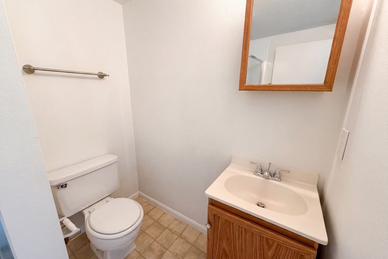 Photo 28 of 40 of 10330 E Weaver Pl, Englewood, CO