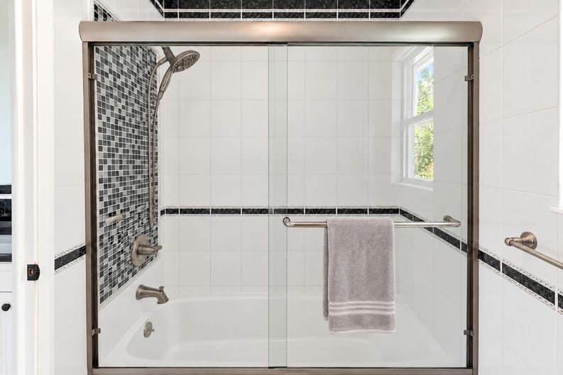 Photo 14 of 25 of 1042 Whispering Oaks Dr, Arcadia, CA