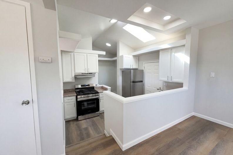 Photo 7 of 43 of 2291 Yale St, Martinez, CA