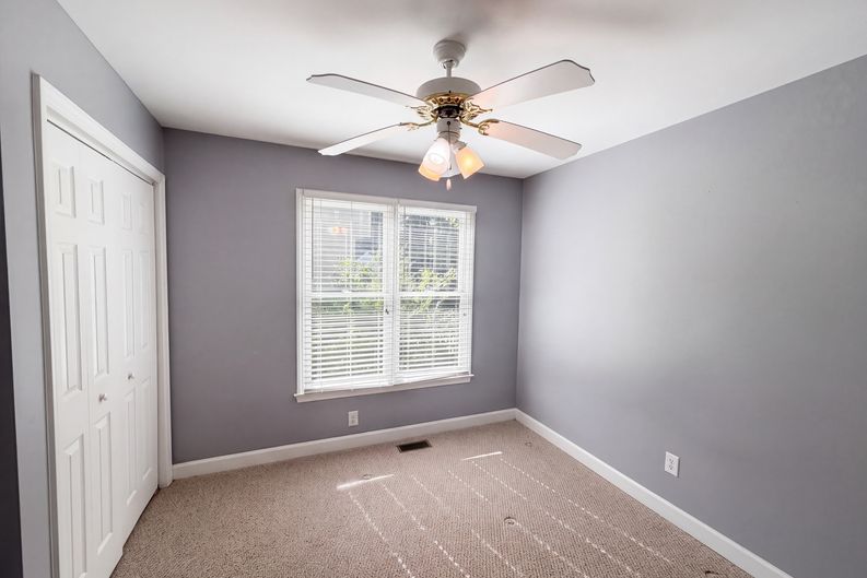 Photo 8 of 18 of 513 Saint Croix Dr, Holly Springs, NC