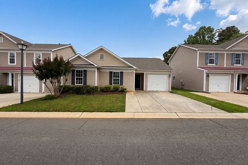 Photo 6 of 17 of 4493 Easywater Ln, Fort Mill, SC