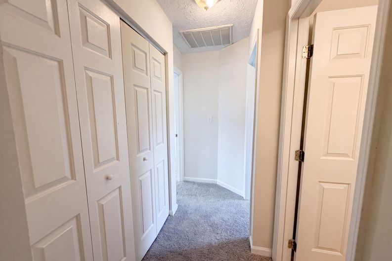 Photo 15 of 18 of 3358 Neptune Dr, Raleigh, NC