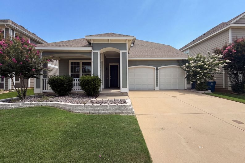 Photo 23 of 26 of 9165 Blackstone Dr, Providence Village, TX