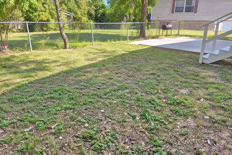 Photo 20 of 21 of 324 W Avenue C, Belton, TX