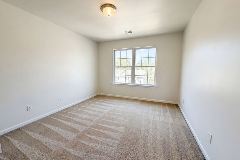 Photo 24 of 27 of 112 Coopers Hawk Cir, Irmo, SC