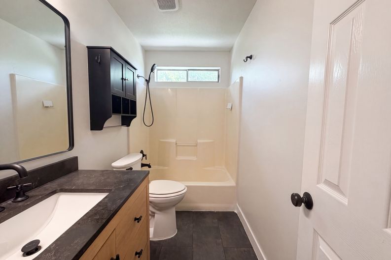 Photo 12 of 19 of 2505 Lain Dr, Killeen, TX