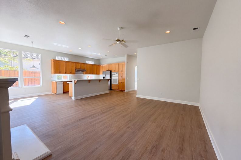 Photo 17 of 45 of 1418 Yukon St, Davis, CA