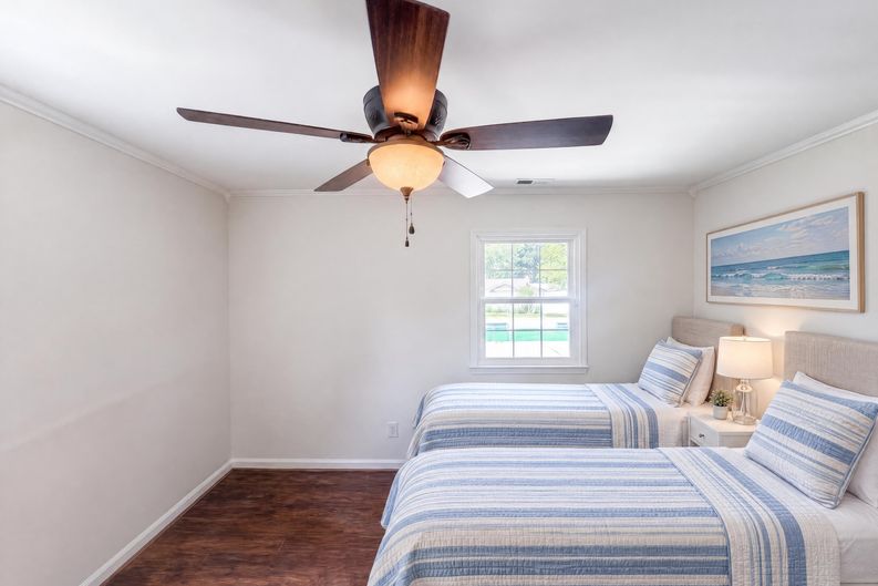 Photo 6 of 17 of 2 Cabot Ct, Greensboro, NC