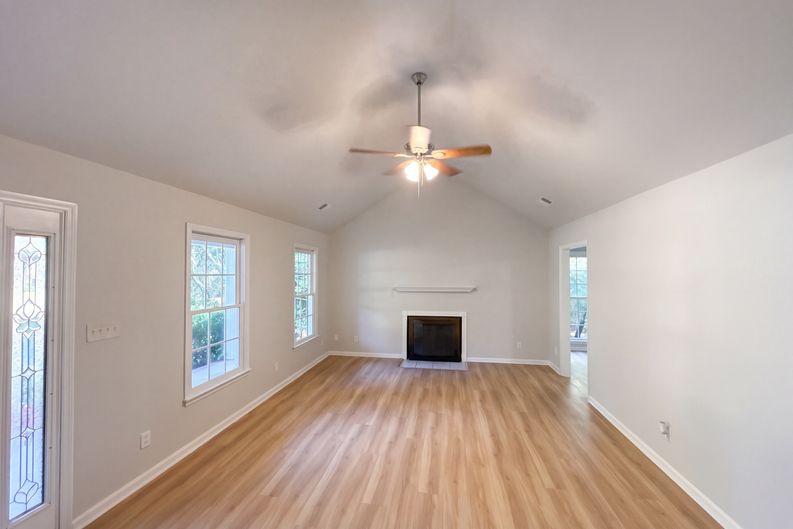 Photo 7 of 47 of 1100 Timber Ridge Rd, Watkinsville, GA
