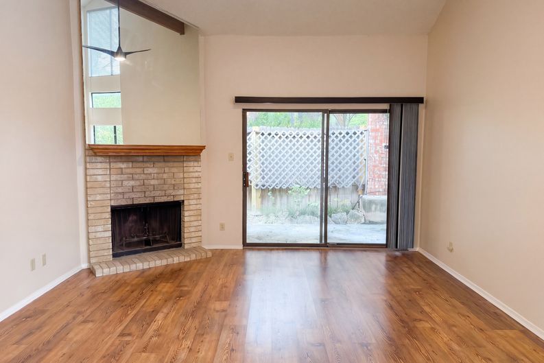 Photo 3 of 16 of 3801 Menchaca Rd, Austin, TX