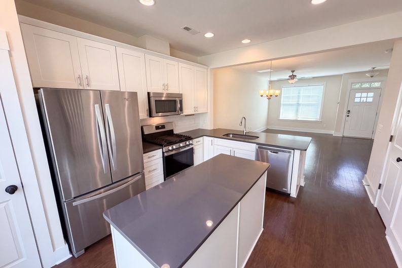 Photo 9 of 26 of 1628 Pat Garrett St, Charlotte, NC
