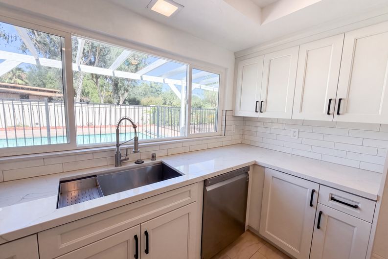 Photo 15 of 40 of 15408 Glentree Rd, Valley Center, CA