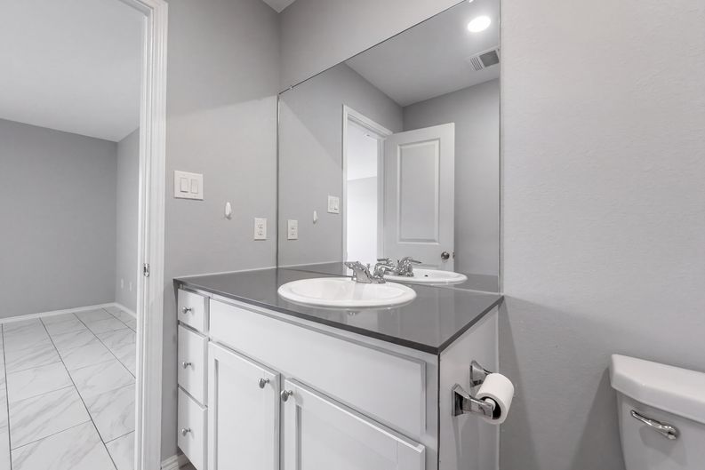 Photo 10 of 22 of 241 Payton Pl, Cibolo, TX