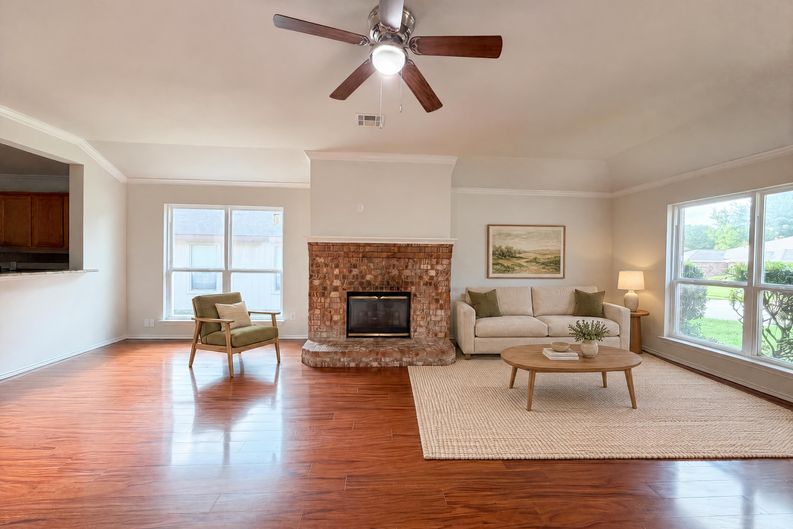 Photo 9 of 19 of 2324 Glenhaven Dr, McKinney, TX