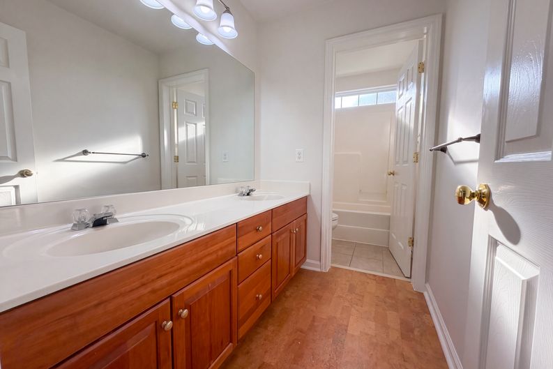 Photo 19 of 26 of 3009 Melbourne Ct E, Mount Juliet, TN