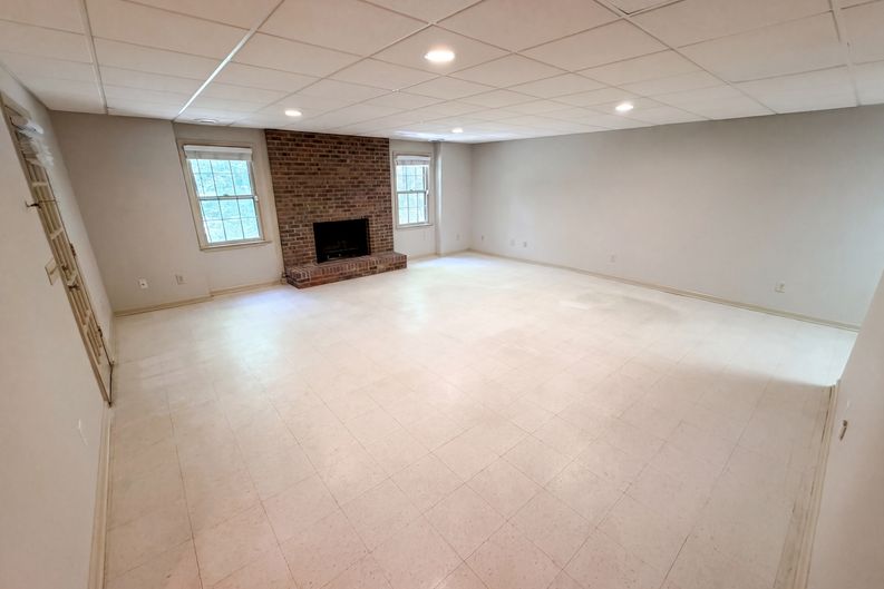 Photo 30 of 46 of 2360 Kimbrough Ct, Atlanta, GA