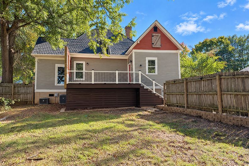 Photo 21 of 27 of 732 W Front St, Statesville, NC