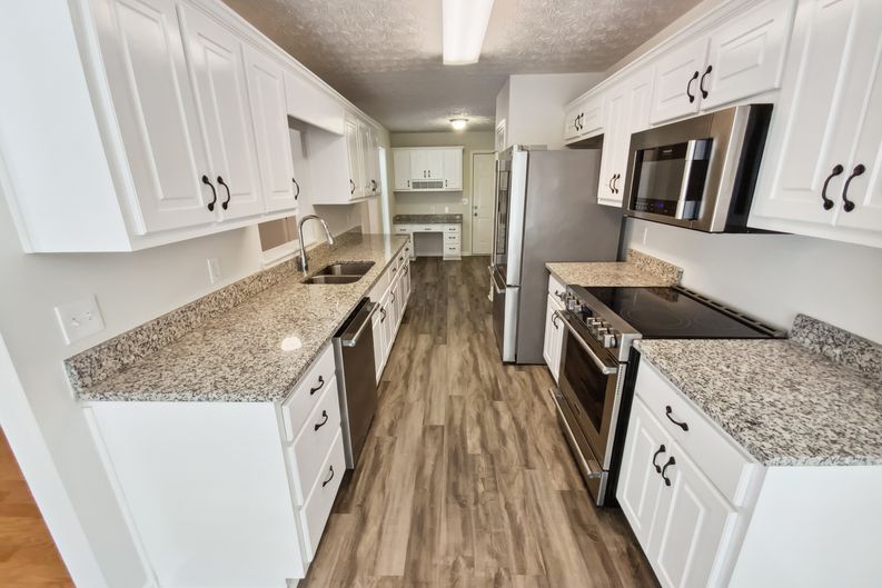Photo 6 of 21 of 145 Shadowbrook Trce, Covington, GA