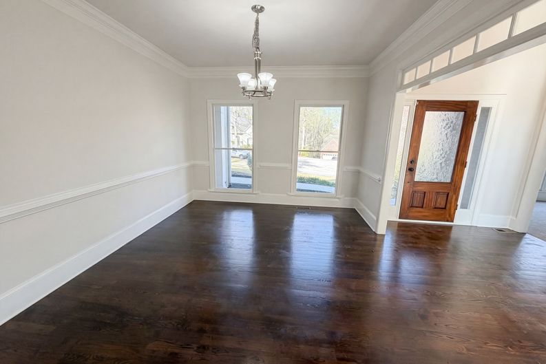 Photo 12 of 25 of 5011 Lake Holw, Douglasville, GA