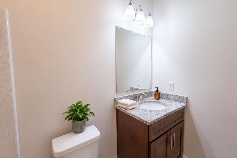 Photo 20 of 22 of 2043 Pinecrest Dr, Nashville, TN