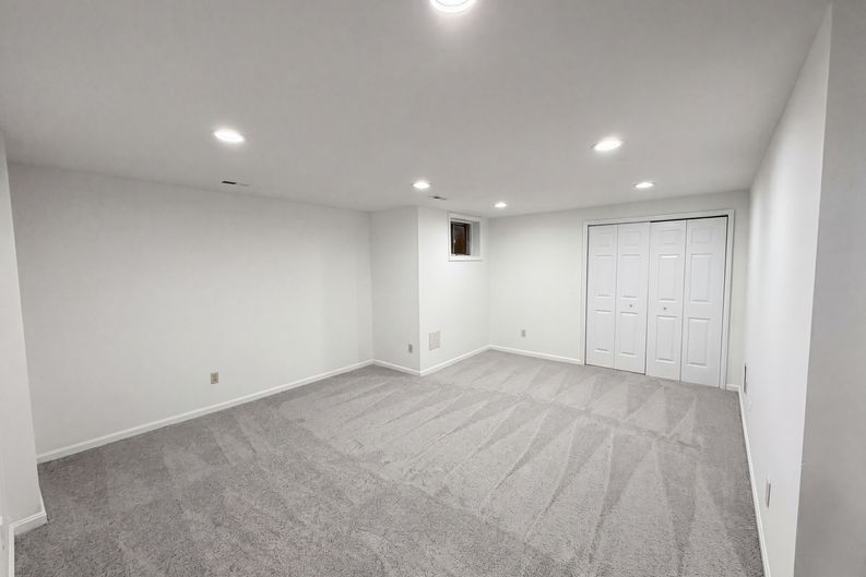 Photo 18 of 27 of 8509 Ivoryton Way, Montgomery Village, MD