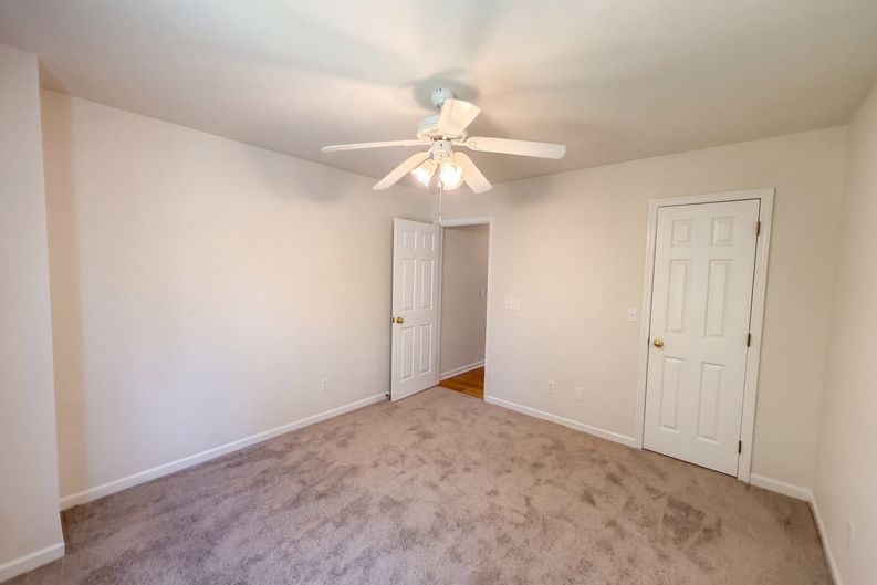 Photo 18 of 26 of 9325 Ayscough Rd, Summerville, SC