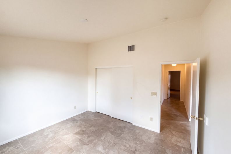 Photo 13 of 20 of 9324 E Lochnay Ln, Tucson, AZ