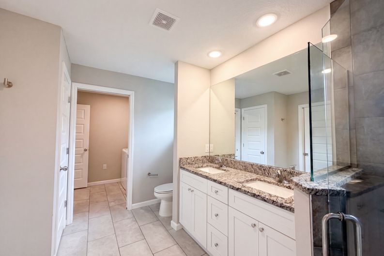 Photo 15 of 27 of 5315 SE 91st St, Ocala, FL
