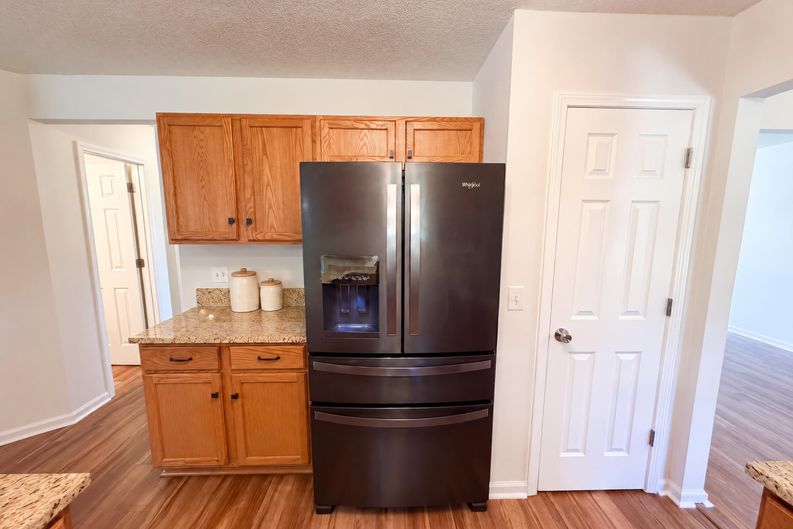 Photo 9 of 61 of 152 Woodcote Dr, Gaston, SC