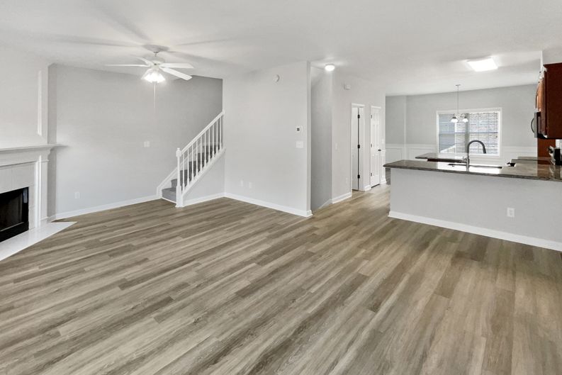 Photo 35 of 52 of 1622 Halliard Dr, Lawrenceville, GA