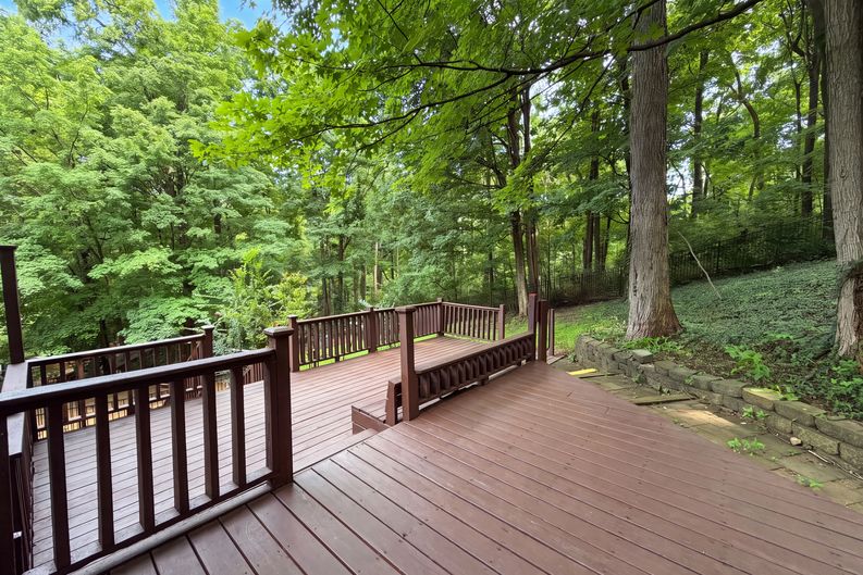 Photo 31 of 84 of 7030 Willowick Dr, Brentwood, TN