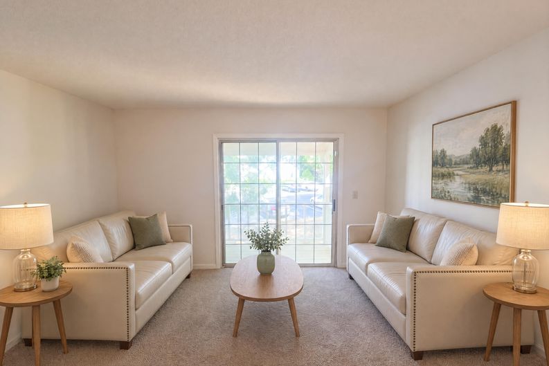 Photo 3 of 17 of 5655 Hornaday Rd, Greensboro, NC