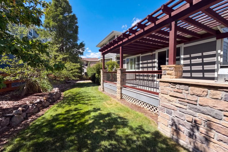 Photo 5 of 40 of 14928 Nighthawk Ln, Broomfield, CO