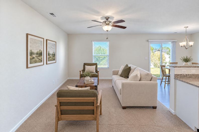 Photo 3 of 21 of 3306 Ellingford Rd, Charlotte, NC