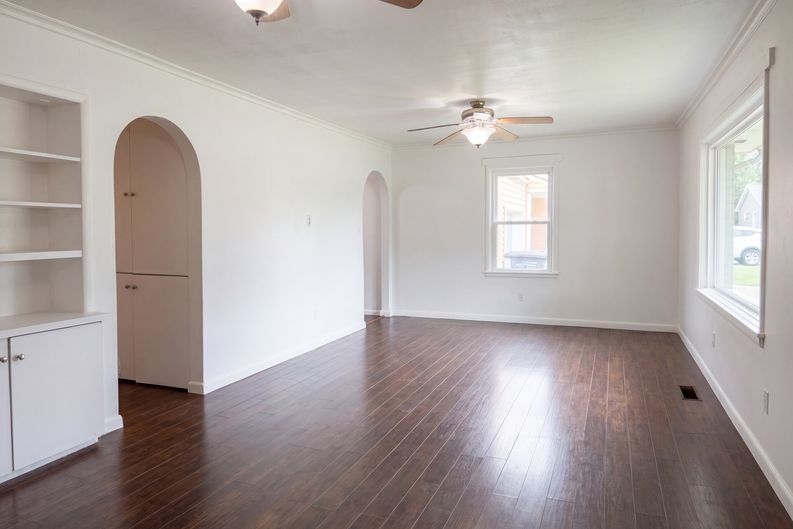 Photo 7 of 18 of 818 W Rush St, Enid, OK
