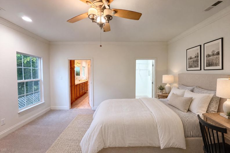 Photo 8 of 23 of 2433 Misty Ridge Dr, Lenoir City, TN
