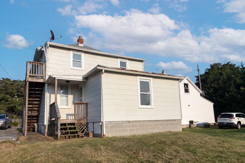 Photo 5 of 26 of 12512 Bradbury Ave, Smithsburg, MD