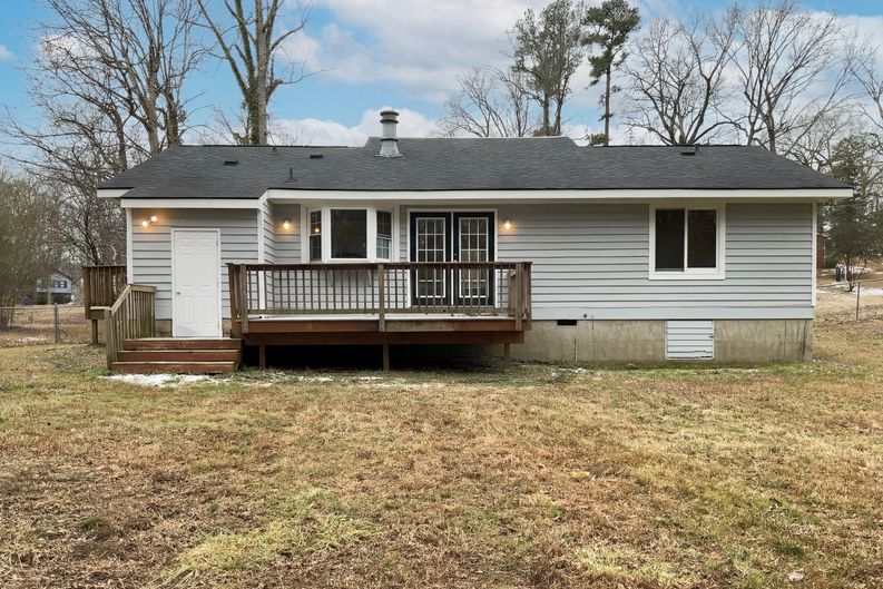 Photo 5 of 17 of 7309 Beaverwood Dr, Raleigh, NC